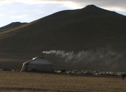 蒙古草原，天气晴,广袤无垠的自然画卷